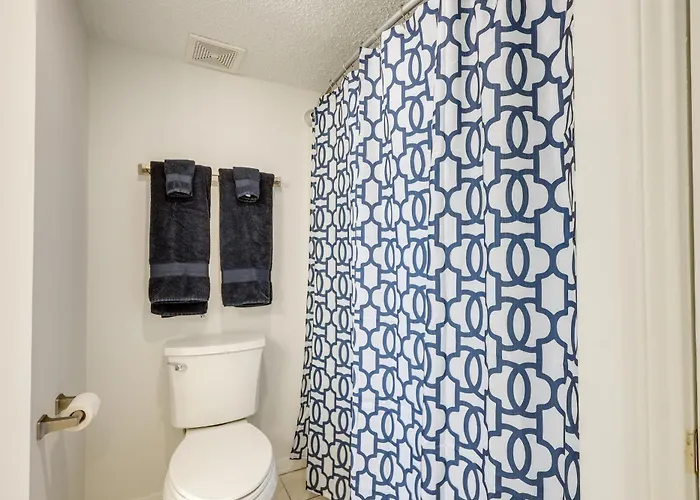 Holiday home Beachfront In W/ Pool Access!