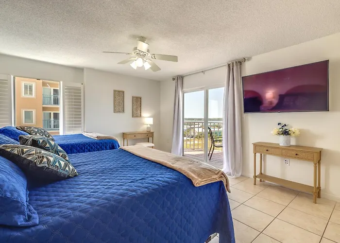 Beachfront In W/ Pool Access! Holiday home *