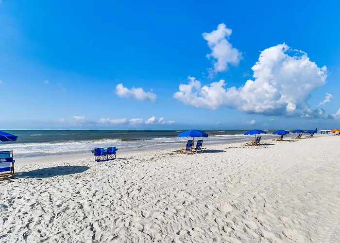 Holiday home Beachfront In W/ Pool Access!